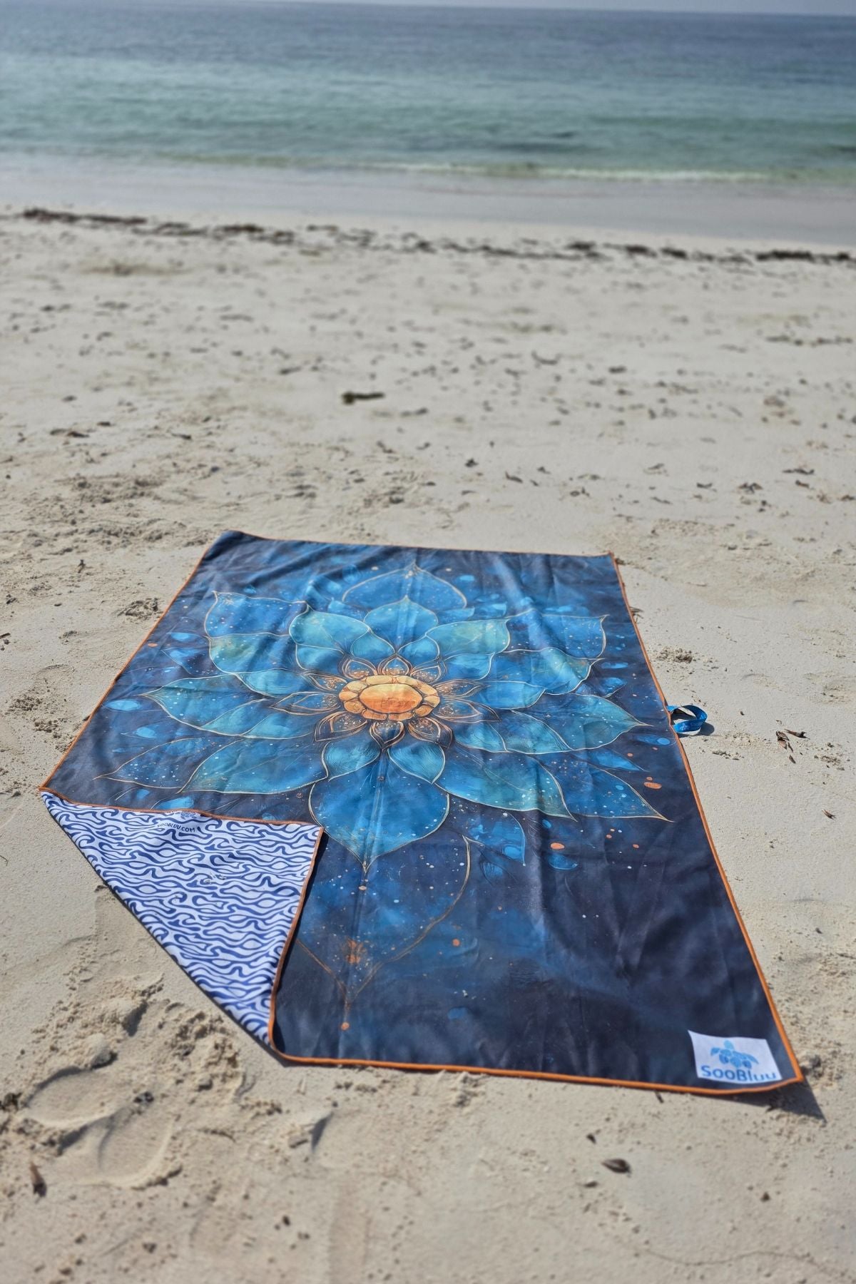 strandlaken reishanddoek compact lotus zandvrij repreve microvezel