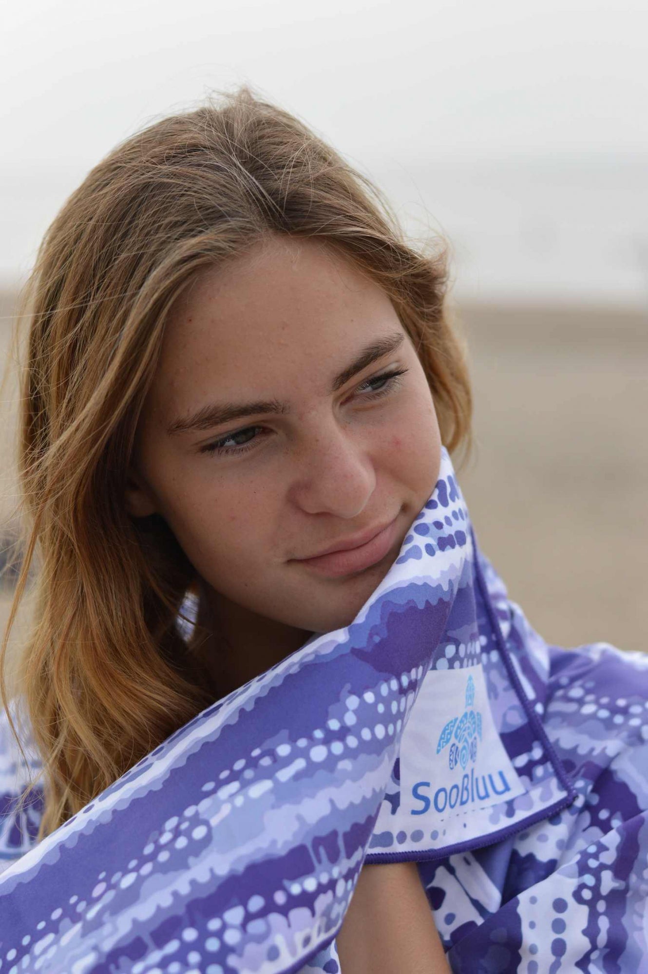 Quick-drying travel towel or beach towel 'TIE' - 100x160 - rPET